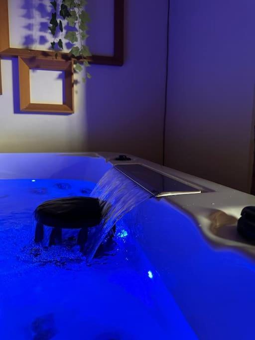 Relax Nella Jacuzzi In Toscana Colle Val D'Elsa Kültér fotó