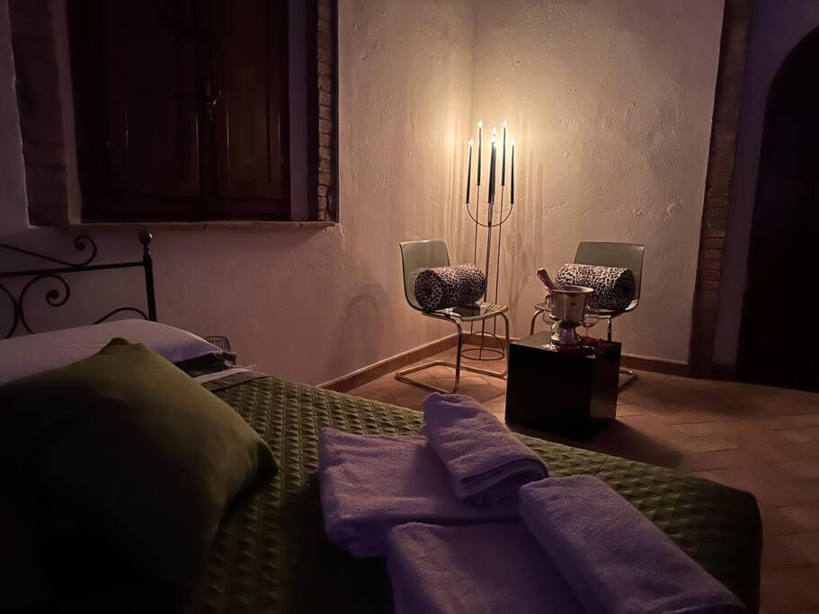 Relax Nella Jacuzzi In Toscana Colle Val D'Elsa Kültér fotó